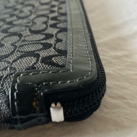 Coach: Black Signature Tablet Holder- Silver Tone - Picture 12 of 14